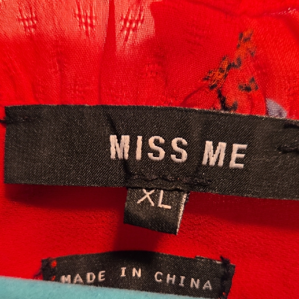 Miss Me Red Floral Button-Front Camisole - Picture 2 of 5